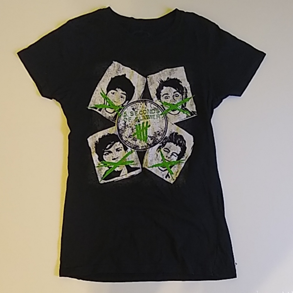 5 Seconds of Summer band tee